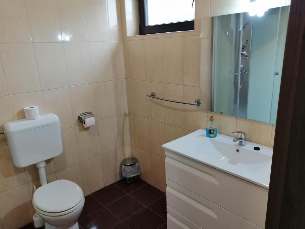 Csipkehaz Apartman Cserkeszőlő Exteriér fotografie